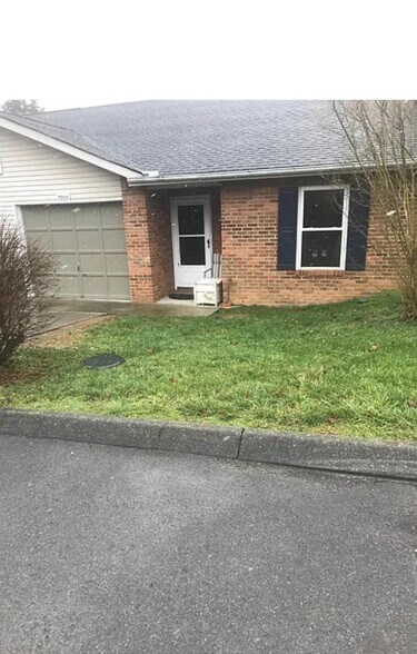 Building Photo - 7905 Glenbine Way