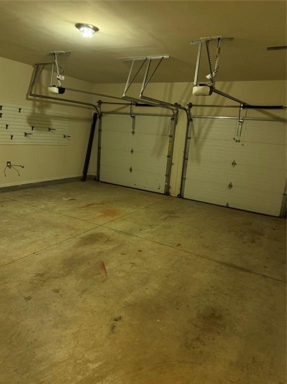 Building Photo - 760 Grove Valley Dr
