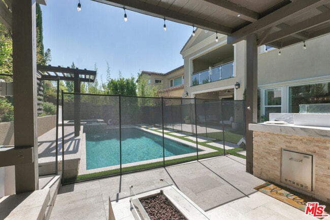 Building Photo - 20559 Wood Rose Ct