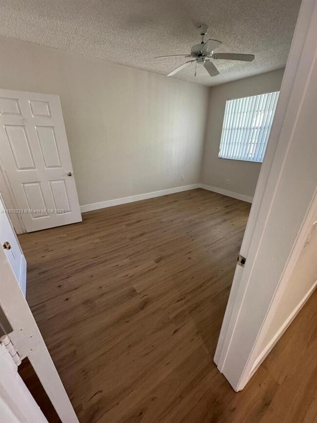 Building Photo - 3245 NE 184th St