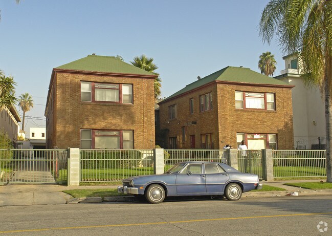Primary Photo - 1400 S Wilton Pl