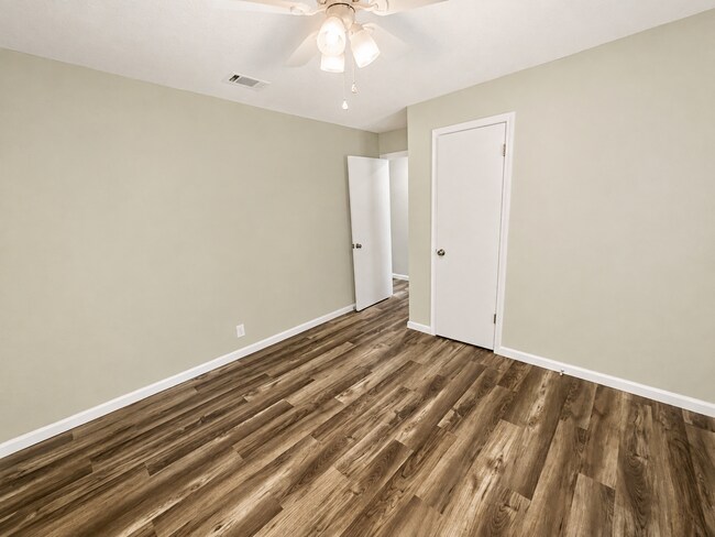 Building Photo - 125 Borrell Blvd