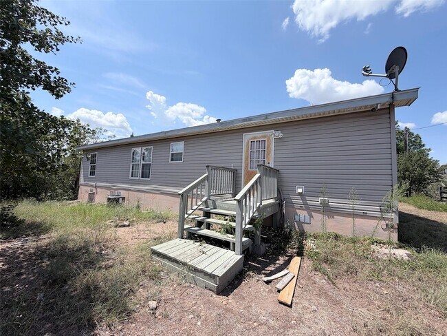Building Photo - 157 Lakeside Dr