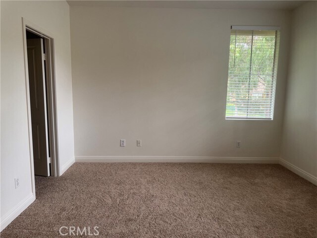 Building Photo - 2401 Ladrillo Aisle