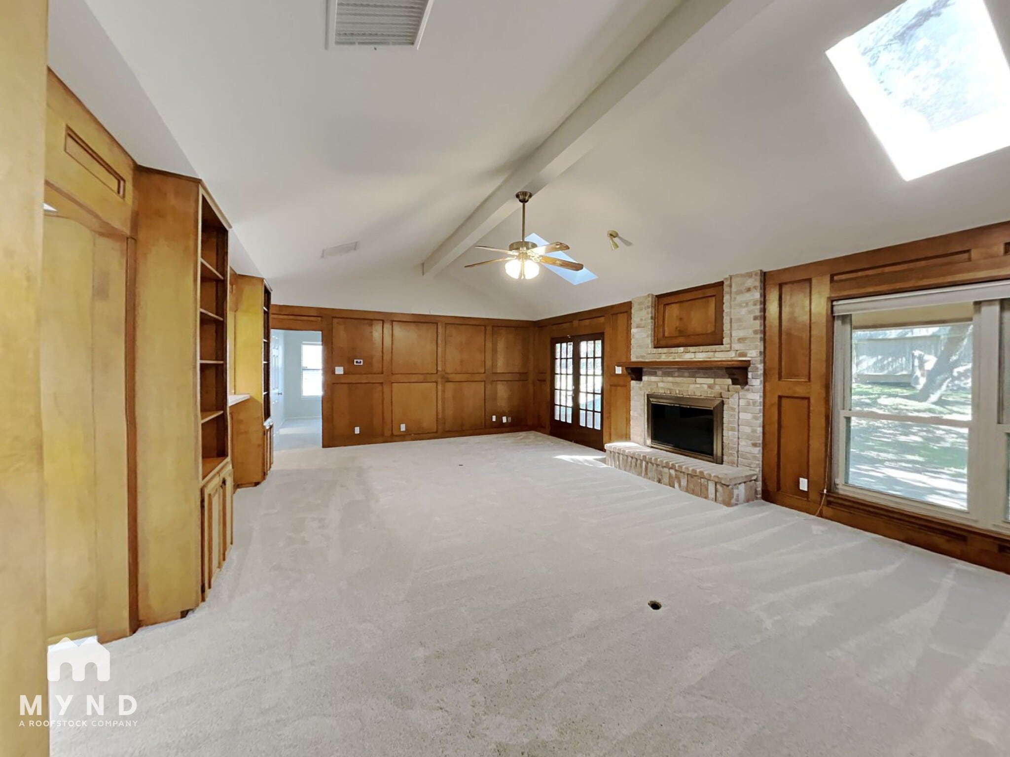 Building Photo - 15710 Fern Ridge St