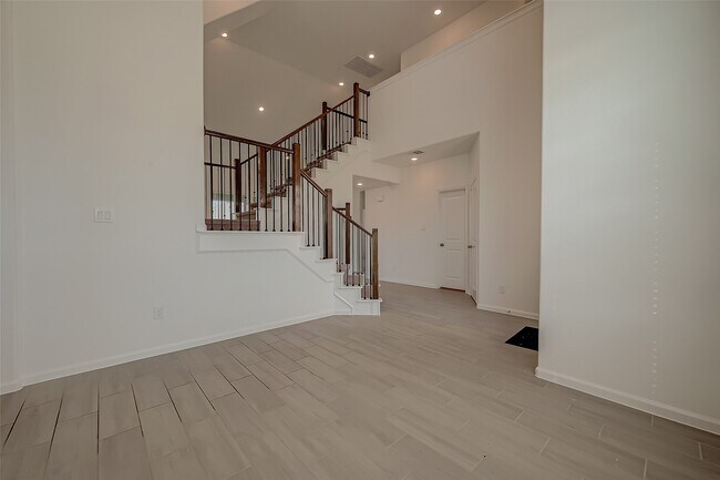 Building Photo - 5010 Slate Prt Ct