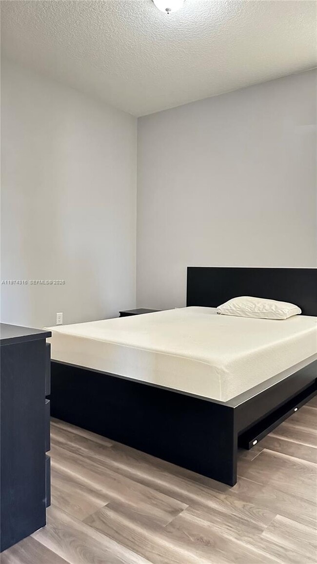 Building Photo - 3278 W 97th Terrace