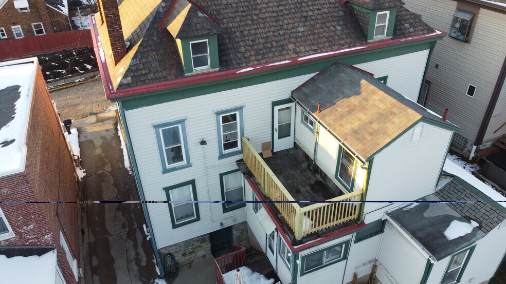 Building Photo - 113 Meade Ave