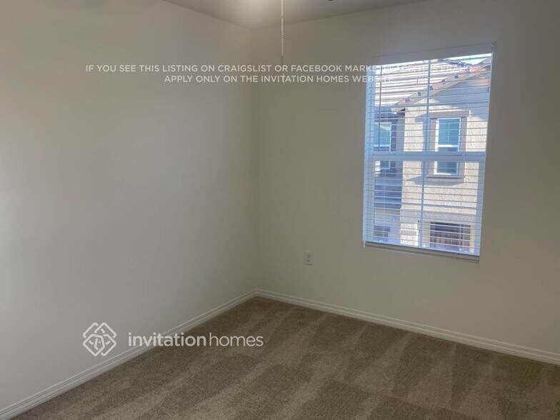 Building Photo - 2454 Gunner Ridge Way