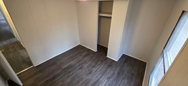 Building Photo - 8364 Cedar St