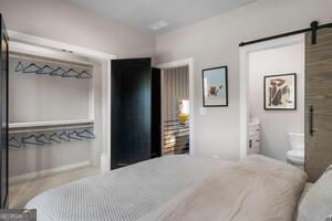 Building Photo - 2328 Mason Dr