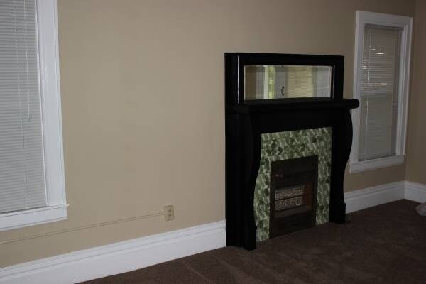 Building Photo - 919 13th St