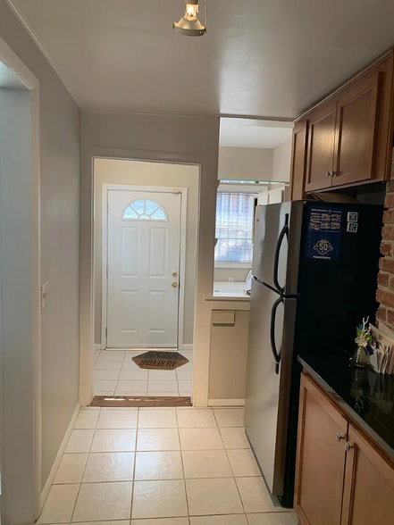 Building Photo - 4508 J C Nichols Pkwy