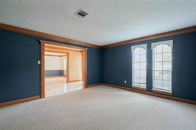 Building Photo - 18307 Champion Forest Dr