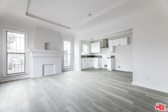 Building Photo - 138 W 82nd St