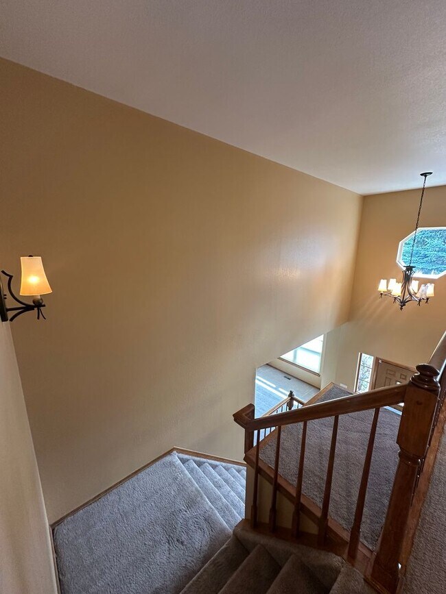 Building Photo - 7640 Lonergan Ct