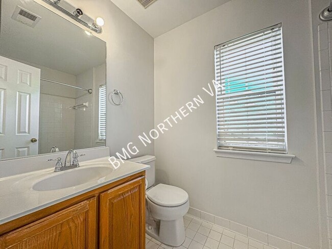 Building Photo - 4647 Flatlick Branch Dr