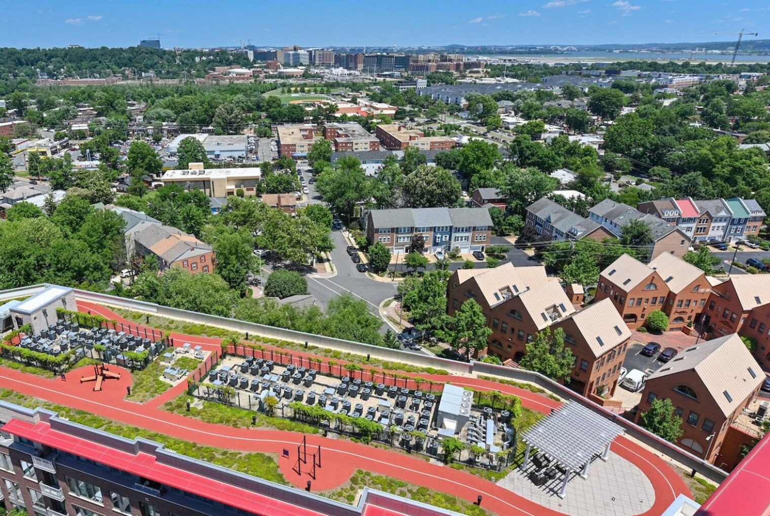 Building Photo - 3110 Mt Vernon Ave