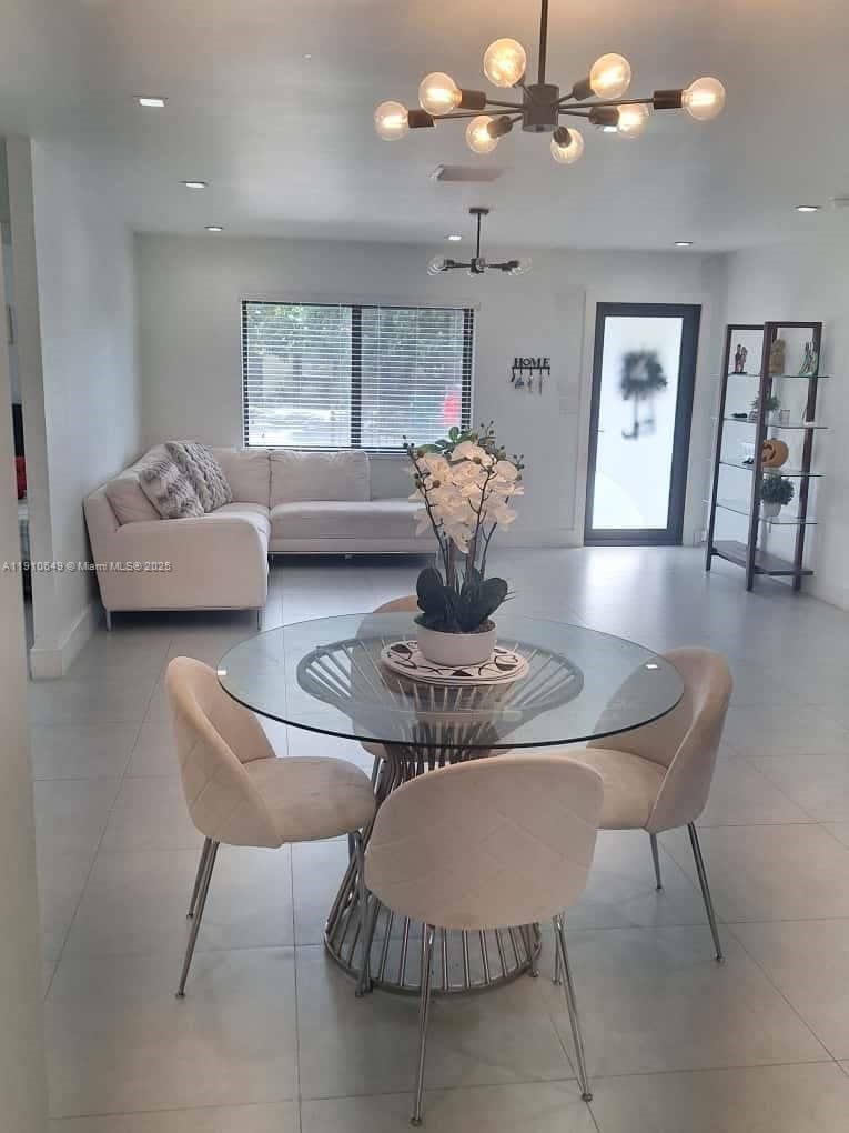 Building Photo - 13437 SW 44th Ln