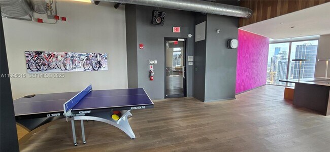 Building Photo - 151 SE 1st St