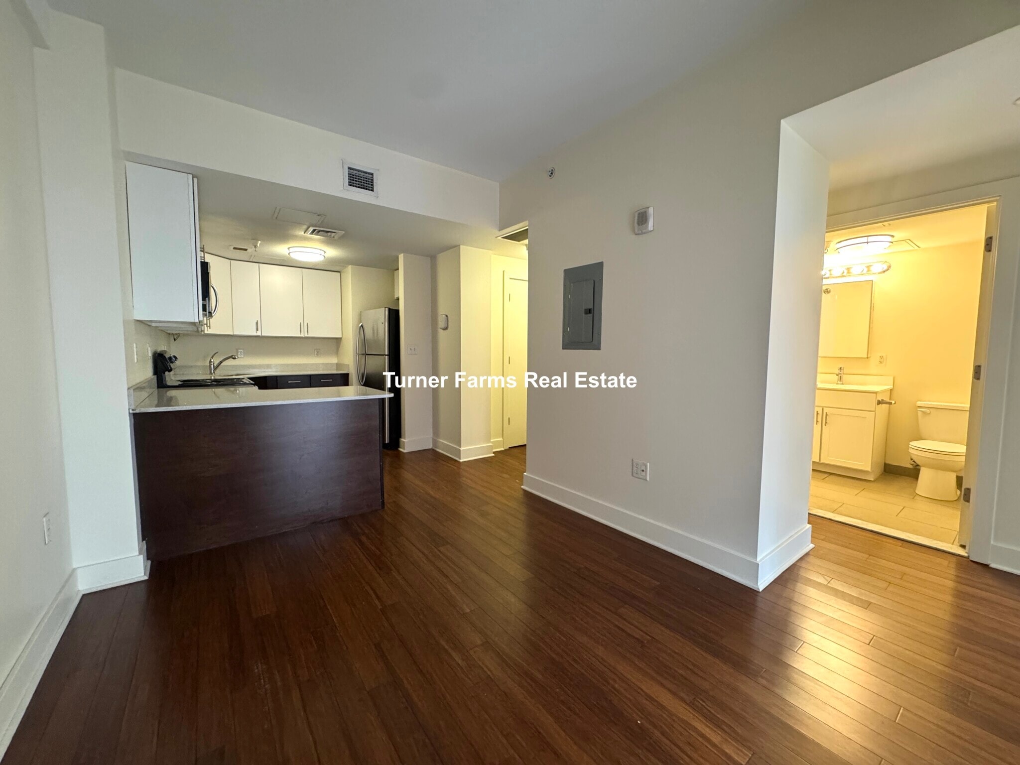 Building Photo - 10 Winter St