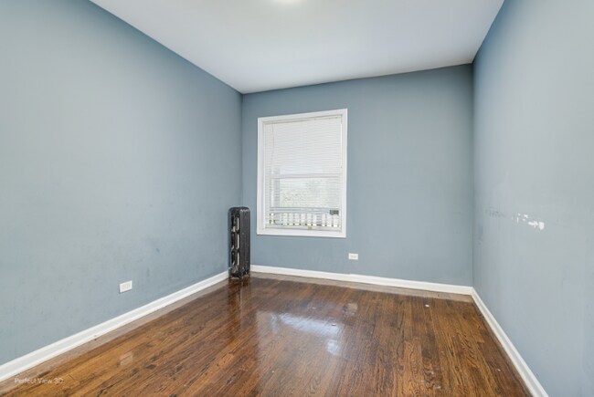 Building Photo - 6656 S Woodlawn Ave