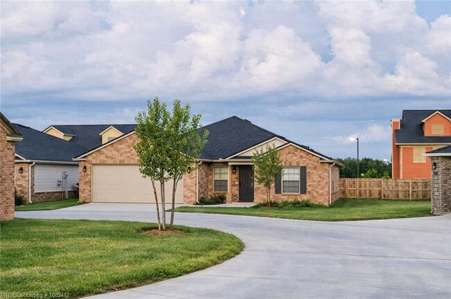 Building Photo - 6815 Veterans Ave