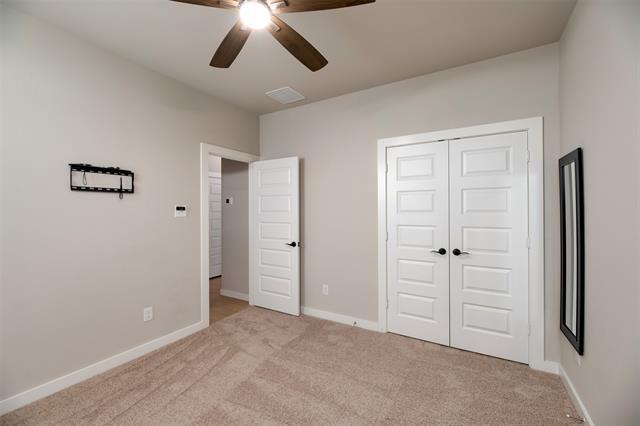 Building Photo - 222 Goosewood Dr