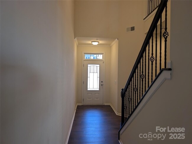 Building Photo - 115 Dellbrook St
