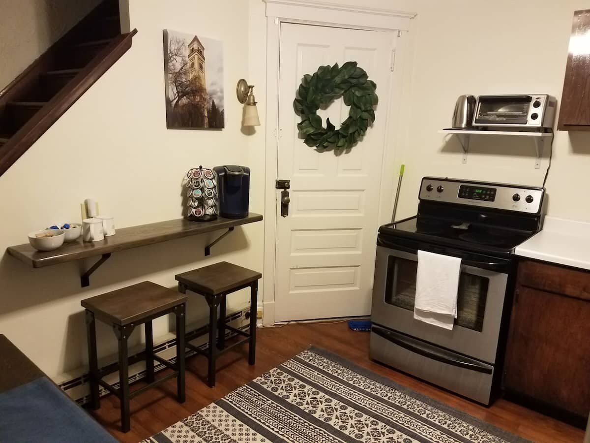 Building Photo - 1503 W 7th Ave