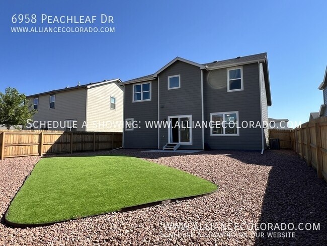 Building Photo - 6958 Peachleaf Dr