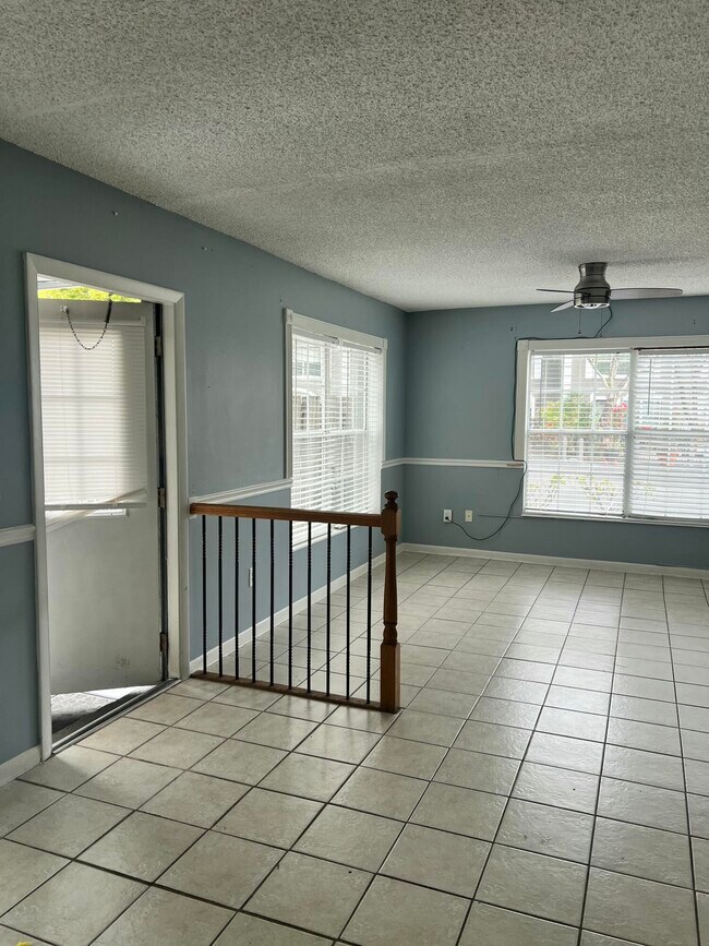 Building Photo - 5112 Society Pl W