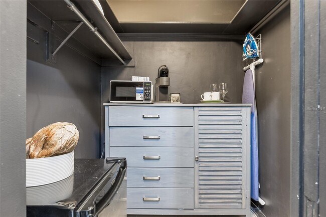 Building Photo - 5128 Lido St