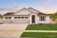 Building Photo - Brand New 4bd/2ba Single Level Nampa Home w/3-Car Garage