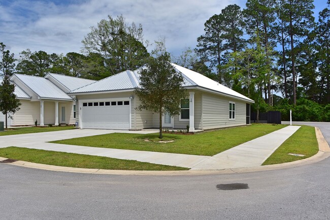 Building Photo - Brand New 3 Bedroom 2 Bath Custom Craftsman