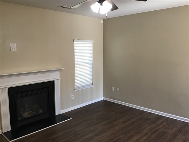 Building Photo - 7689 Natalie Commons Road