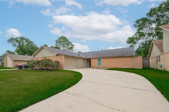 Building Photo - 1019 White Sands Rd