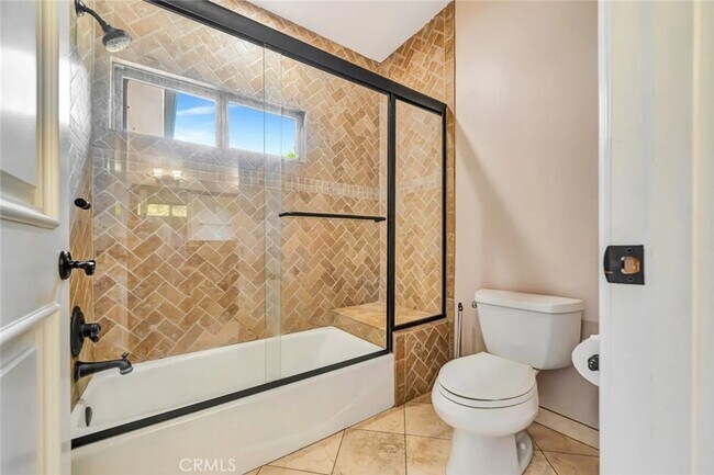 Building Photo - 4822 Valjean Ave