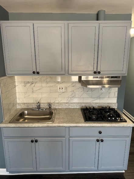 Building Photo - 2624 N Milwaukee Ave