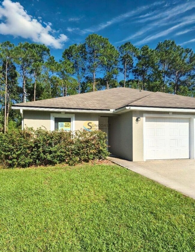 Building Photo - 13 September Pl