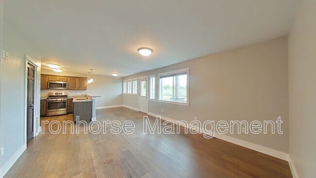 Building Photo - 2930 Warbler Way