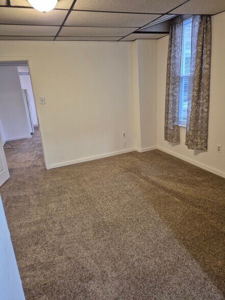 Bedroom - 501 Beatty Rd