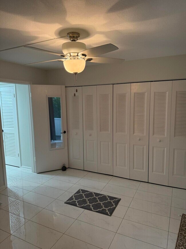 Building Photo - 373 Durham Cir