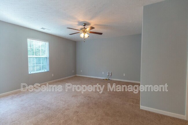 Building Photo - 1536 Passage Dr