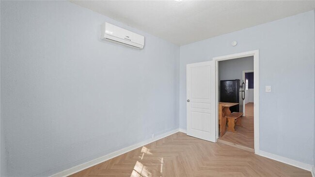 Building Photo - 234 Princeton Ave