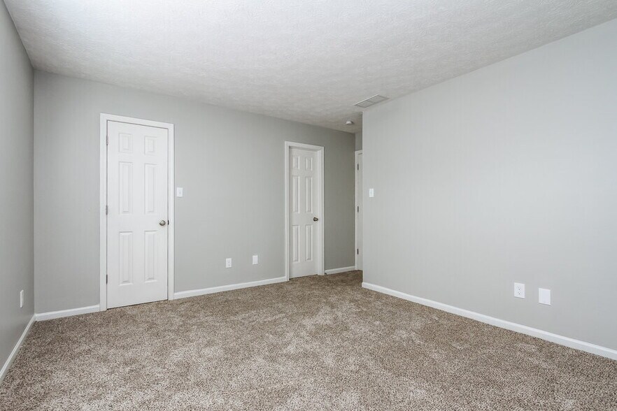 Building Photo - 7737 Blue Willow Dr