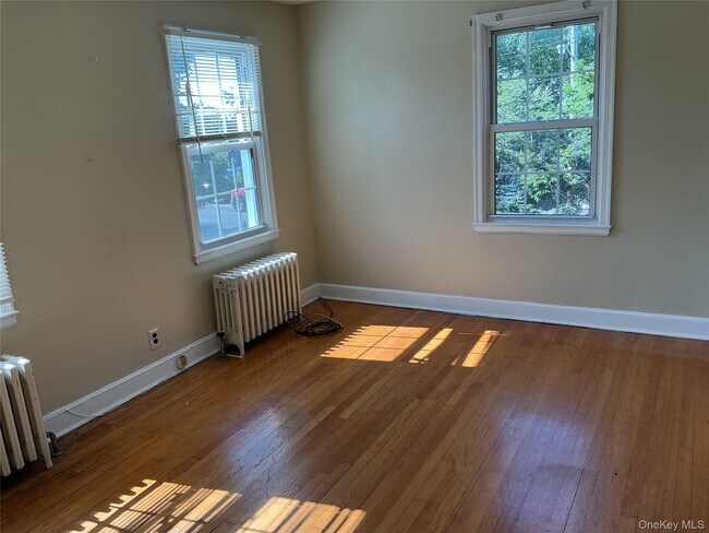 Building Photo - 45 Tennyson Ave