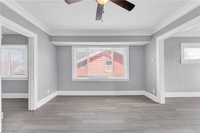 Building Photo - 10613 Sandusky Ave