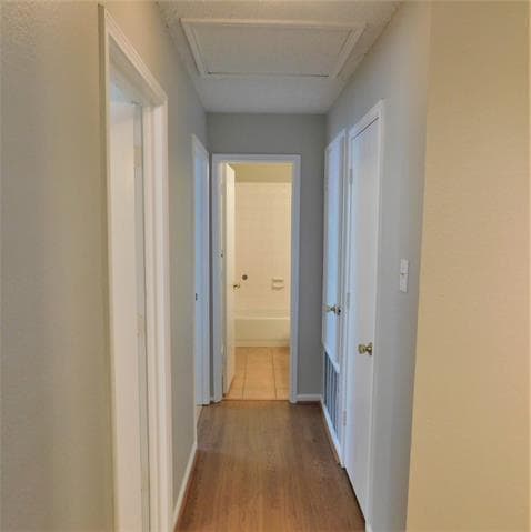 Building Photo - 1404 Wenatchee Dr