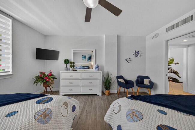 Building Photo - 2851 S Ocean Blvd
